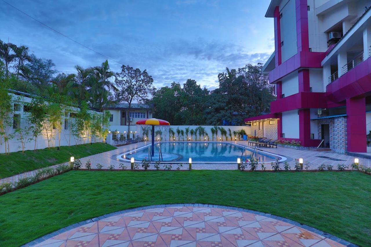 Imperial Grande Resort Lonavala Exterior photo