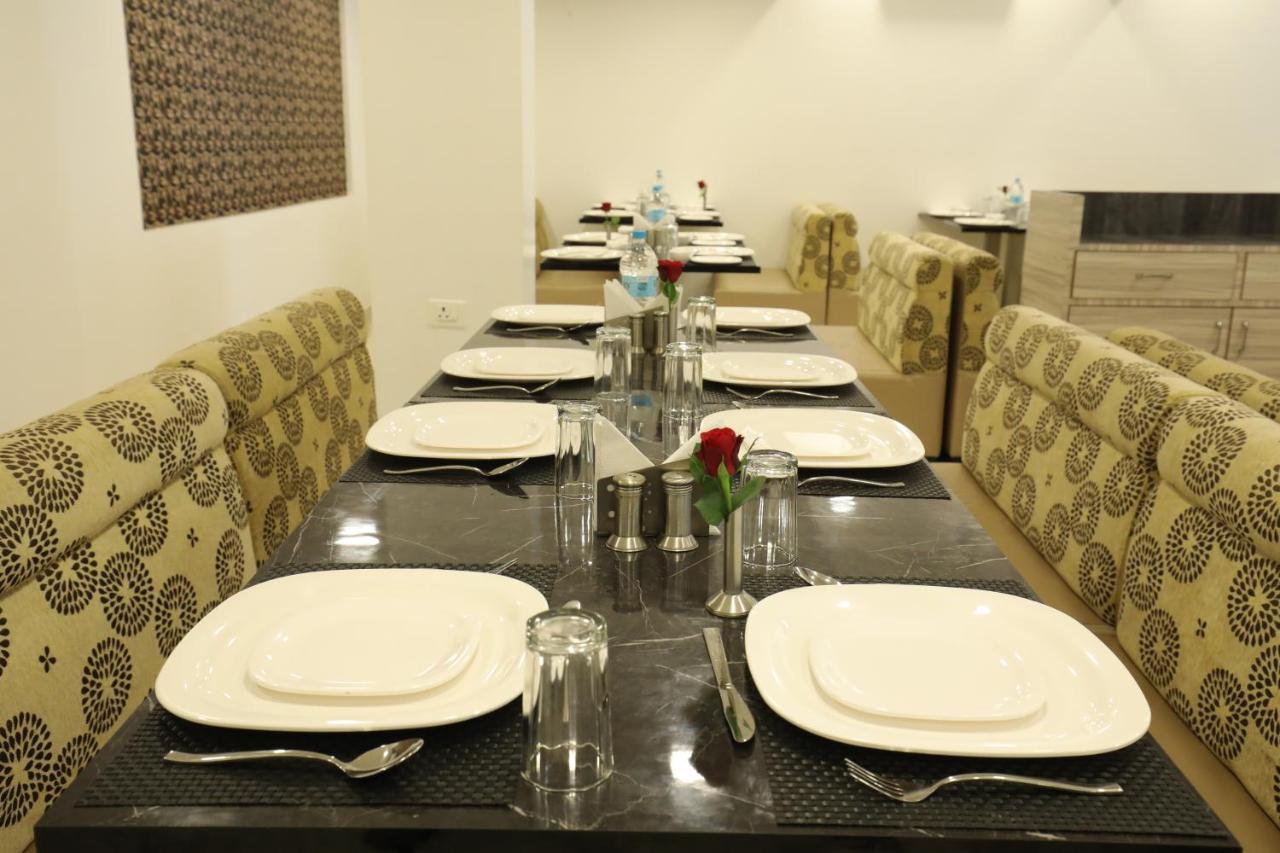 Imperial Grande Resort Lonavala Exterior photo